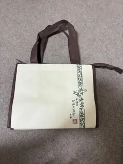 Item thumbnail for item 6ab237f5-500a-44ac-a377-f1d51f560d10