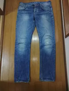 Item thumbnail for item ea9bea59-c9bc-45e6-a0a5-9164a5ea47e5