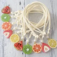 フルーツ10本/トリミングチョーカーのサムネイル