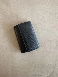 Louis Vuitton エピレザー キーケース ブラック