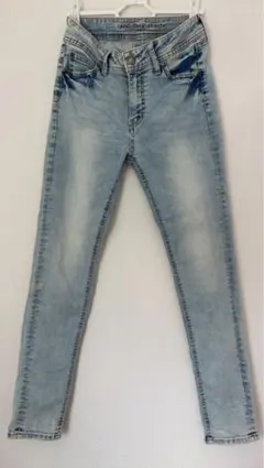 CLOSSI PREMIUM スキニーデニム ライトブルー