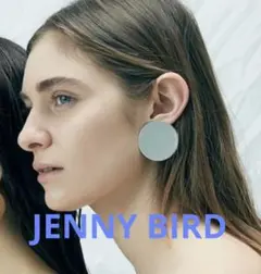 【新品・未使用•アレルギー体質の方にも】JENNY BIRD アリエルピアスのサムネイル