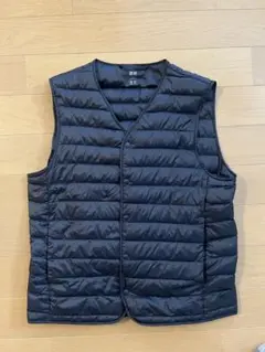 ユニクロウルトラライトダウンベストメンズLネイビー /紺