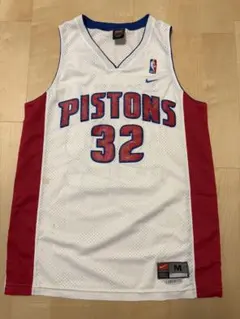 Item thumbnail for item ea22fe6c-042c-42d7-836a-6f6e0bac5d69