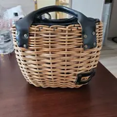【良品】eb.a.gos エバゴス タンバリン カゴバッグ 黒 Basket 良品】eb.a.gos エバゴス タンバリン カゴバッグ 黒 Basket - メルカリ