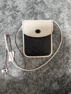 サコッシュ ショルダーバッグ