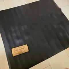 フェイクレザー　生地　端切れ　布　60×45程度