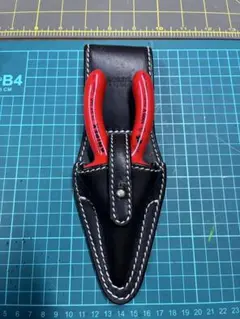 Item thumbnail for item c62f36f2-6092-4930-ba35-0223fb9f655f