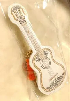 リメンバー・ミー ポーチ（チェーン付き）ギターモチーフ　ディズニー＆ピクサー