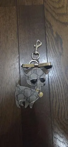 GUCCI グッチ グッチョリ フレンチブルドッグ レロイ キーホルダー