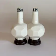 双青瓶　花瓶　中国美術　白磁