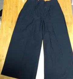 フェリシモ Live in comfort クロップドパンツ 深ばきゴムゆったり