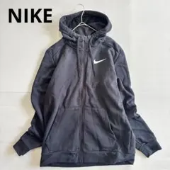 【ナイキ】長袖パーカー　ジップアップ　黒　ブラック　美品　ワンポイントロゴ（S）