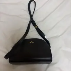 マリクワ ブラックショルダーバッグ