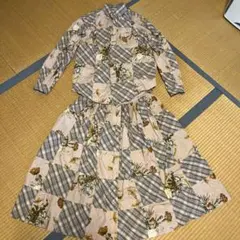 カネコイサオ　チェック花柄　セットアップ