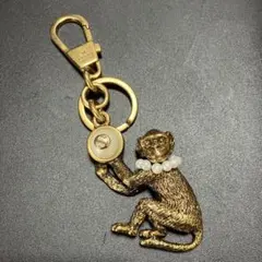 PRADA 猿のキーホルダー 専用ボックス付き - メルカリ