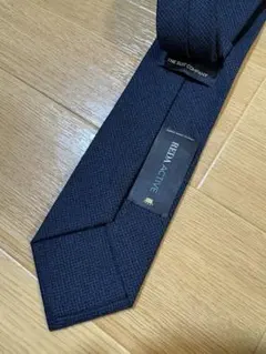 未使用　スーツカンパニー　ソリッドネクタイ　日本製　イタリア製レダウールツイード