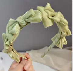 【上品】リボン カチューシャ ライトグリーン ヘアアクセサリー