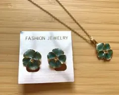 レディースアクセサリー　ネックレス＆イヤリング 3点セット　ブルー　花型