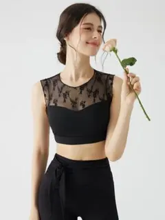 YOMOMENT 新品　レース切り替え タンクトップ ノースリーブ　M