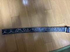 スタッズ装飾 ブラックレザーベルト