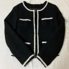 ノーカラージャケット 黒 フリンジ仕上げ