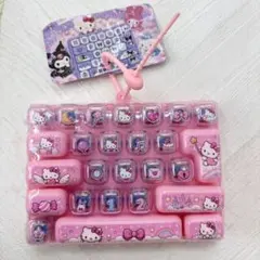 サンリオハローキティ　キーボード　キーホルダー