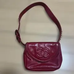 極美品 CHANEL マトラッセ ウエストポーチ ボディバッグ レッド - メルカリ