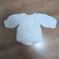 BEBE HOLIC ホワイト　長袖レースロンパース 80〜85cm