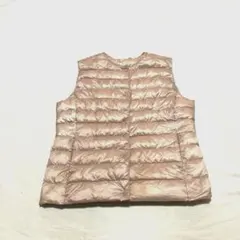 大人気！UNIQLO ユニクロ ウルトラライトダウンベスト