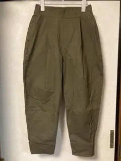 サンプル品　新品　バレルパンツ　ドット柄　カーキ 裏地あり　フリーサイズ