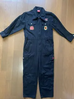 ブラックオーバーオール パッチ付き