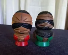 北海道工芸品　木彫ペア人形 赤と緑