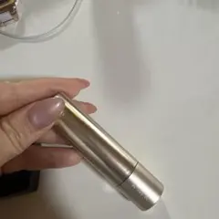 RMK デューイーメルト リップカラー 04 ルビーラビリンスのサムネイル