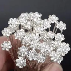 も*ー様 【新品】シルバー　お花　ヘアピン　キラキラ　ヘアアクセサリー　パーティ