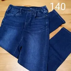 UNIQLO デニムパンツ ジーンズ 140