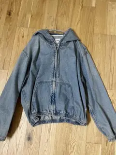 ZARA フード付きライトブルーデニムジャケット