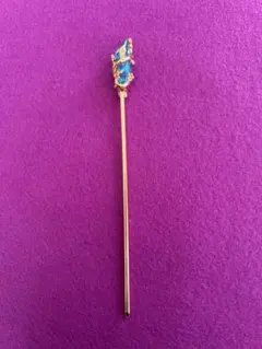 かんざし　金蔦と青い透明石をモチーフ