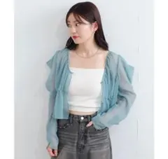 Kastane チョーカー付きパワショルブラウス　セール　新品　グリーン　セールのサムネイル