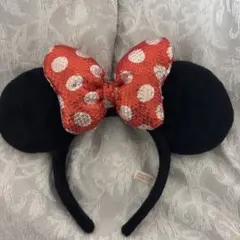 ミニーマウス カチューシャ 赤いリボン