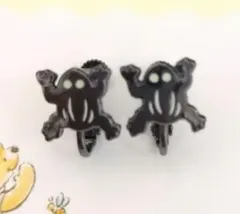 イヤリング　となりのトトロ　ジブリ　カエル　ピアス　アクセサリー　爬虫類