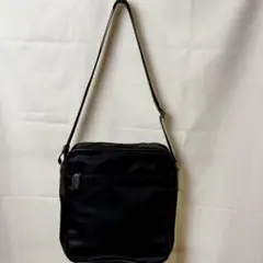 PRADA プラダ ナイロン ショルダーバッグ ブラック 三角ロゴ 斜めがけ