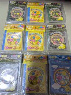 スマイリー　シール　大量　駄菓子屋　ステッカー　ニコちゃんのサムネイル