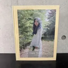 新品未開封 TWICE ツウィ 写真集 Yes, I am Tzuyu