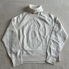 UNIQLO 3Dスフレヤーンタートルネックセーター オフホワイト Mサイズ