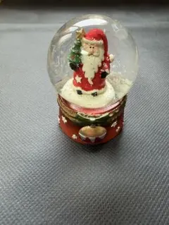 サンタクロース スノードーム クリスマス装飾