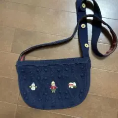 ファミリア　イチゴ　ハート ポシェット　ファミちゃん　新品未使用 Amazon.co.jp: ポシェット ハート ファミリア 赤 familiar : ファッション