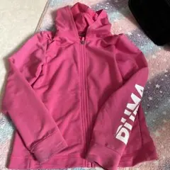 PUMAキッズパーカー