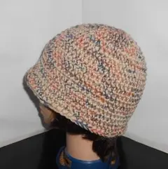 1点物・ベージュ／段染・クラッシャーバケットハット・男女兼用・ハンドメイド手編②