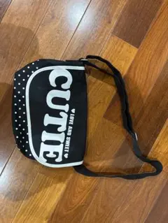 Item thumbnail for item 23d791f6-32b6-4ece-b216-e06f3a25f891